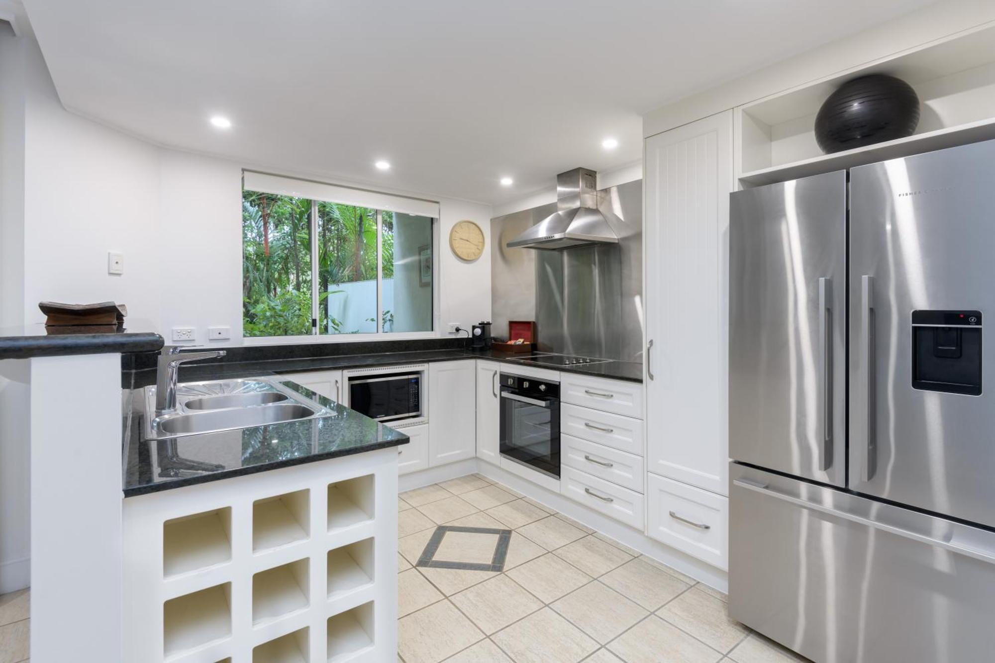 Mandalay Luxury Beachfront Apartments Port Douglas Esterno foto